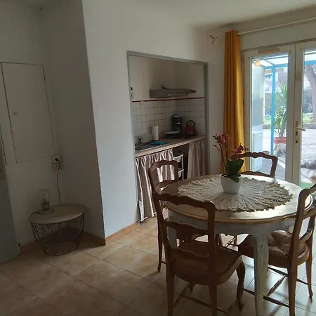Apartment Flat *